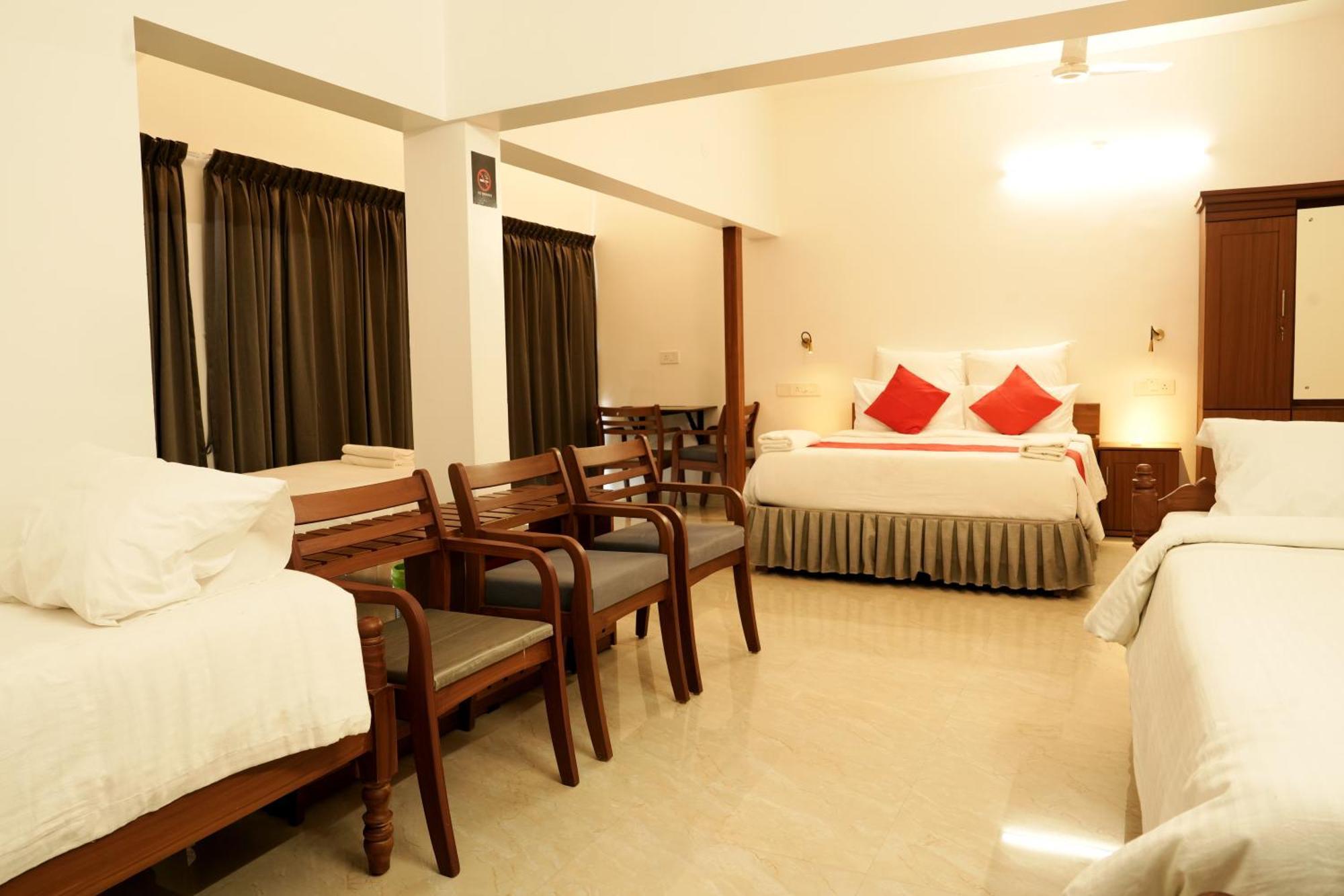 Alleppey Holiday Beach Resort Alappuzha Екстер'єр фото